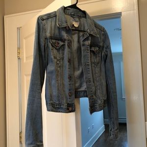 Short jean jacket